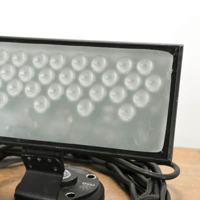 Philips Color Kinetics ColorBlast 12 Wash Light Fixture CG011PU image 2