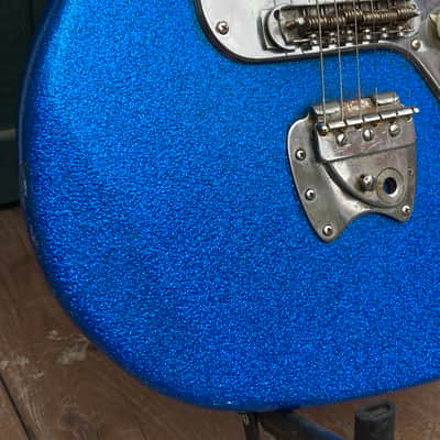 Fujigen Gakki  Blue sparkle Jazzmaster copy image 2