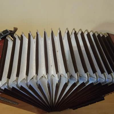 Weltmeister Serino Piano Accordion 120 Bass Made in Germany Buttons Straps Vintage image 6