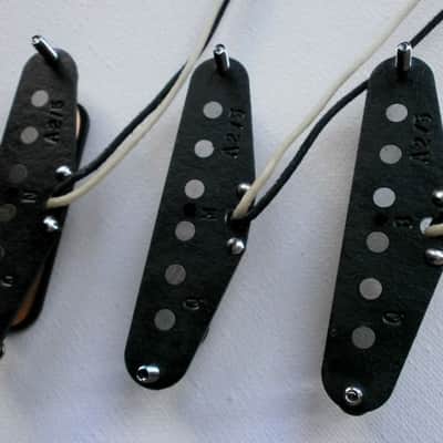 Stratocaster Mixed Magnets HOT Bridge Alnico 2/5 Custom Guitar Pickups Set by Q pickups Strat image 5