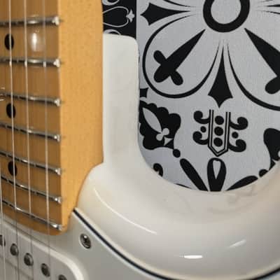 Fender Player Stratocaster - 2019 - Polar White - Made in Mexico - Professionally Serviced image 6
