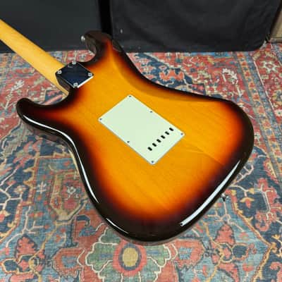 Fender Hybrid 60's Stratocaster w/USA Vintage '57-'62 Pickups - 2020 image 9