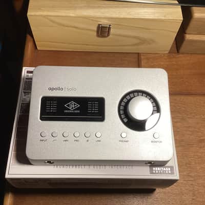 Universal Audio Apollo Solo Heritage Edition Thunderbolt 3 Audio Interface 2020 - Present - Silver image 4