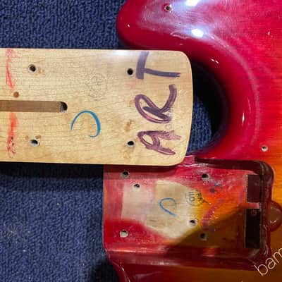 1978 Fender Jazz Bass - Cherry Burst - Dots & Binding - OHSC image 17