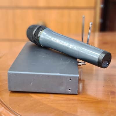 Sennheiser True Diversity Receiver EK100 +Handheld skm100 image 8