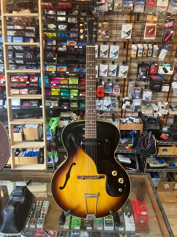 Gibson ES-120T 1961 - 1972 - Sunburst - Very Good