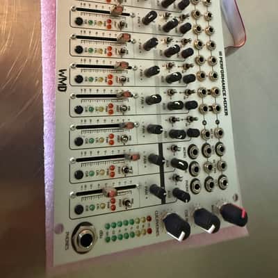 WMD Performance Mixer 2010s - Silver image 1