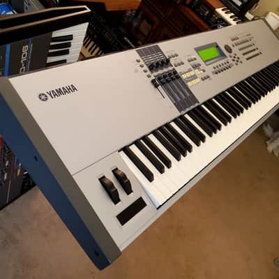 CERTIFIED!!! YAMAHA MOTIF ES8 FULLY INSPECTED/SERVICED AND IN AMAZING CONDITION! image 10