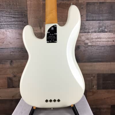 Fender Am Pro II Precision Bass, Olympic White, Hard Case, Free Ship, 483 image 10