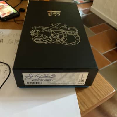 EBS Stanley Clark Signature Acoustic Preamp 2020 - 2021 - White image 4