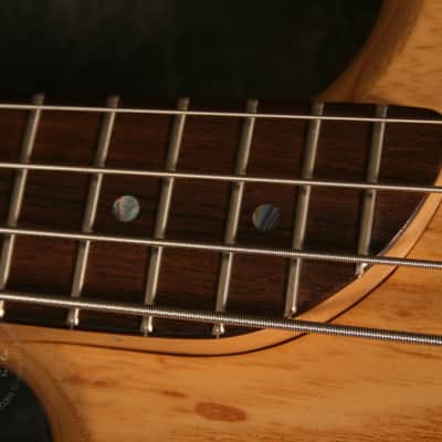 Rick Turner Electroline 4 string Bass 2005 Natural image 15