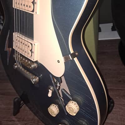 Rock N Roll Relics Lightning image 15
