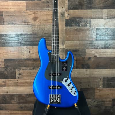 Fender American Ultra II Jazz Bass, Noble Blue, Ebony Fingerboard, Hard Case, Free Ship, 829 image 4