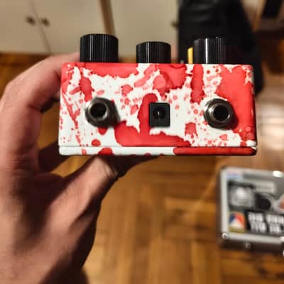 Tallon Electric The Banshee Chopped Octave Fuzz 2025 - Blood Splatter image 4