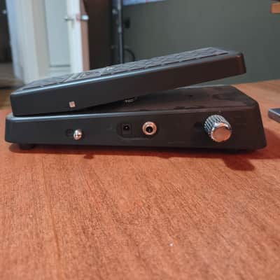 Behringer HB01 Hell Babe Wah Pedal image 2