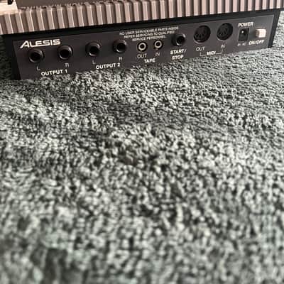 Alesis HR-16 High Sample Rate 16-Bit Drum Machine 1980s - Gray image 4