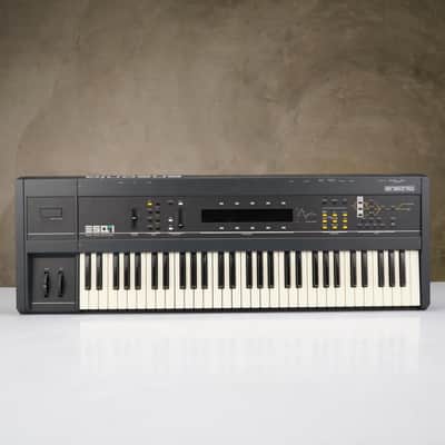 Ensoniq ESQ-1 Synthesizer Keyboard w/ Case #57578