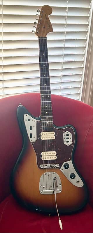 Fender Classic Player Jaguar Special HH with Rosewood Fretboard 2009 - 2017 - 3-Color Sunburst