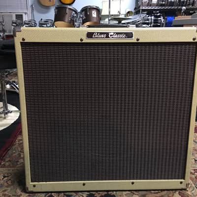 Peavey Blues Classic 115 Amp w/ original footswitch and cover! Amazing original condition. image 1