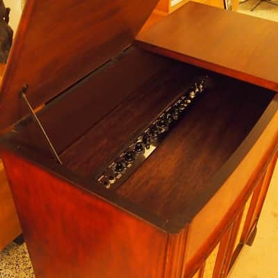 Private Stock Amplifiers, Farnsworth Art Deco Museum Quality image 6