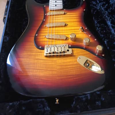 Fender Masterbuilt "Ukrainian" Stratocaster by Yuriy Shishkov image 4