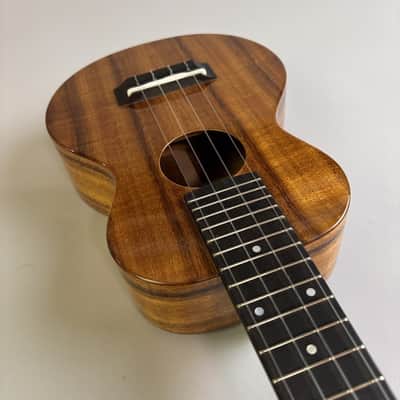 honua Ukulele HC-01 image 9