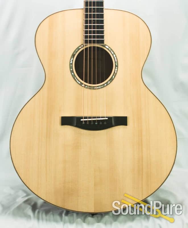Eastman AC630 Jumbo Acoustic Guitar image 1