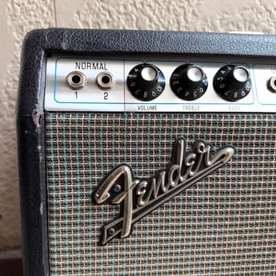 1968 Fender Deluxe Reverb Drip Edge Guitar Amp Silverface image 2