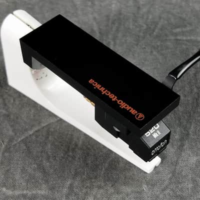 Ortofon 520 MK II MC Cartridge w/ Headshell In Excellent Condition image 6