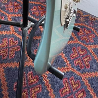 Fender Strat Daphne Blue MIM image 3