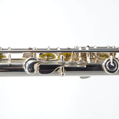 Yamaha Model YFL-462H Intermediate Flute SN K34319 EXCELLENT image 12