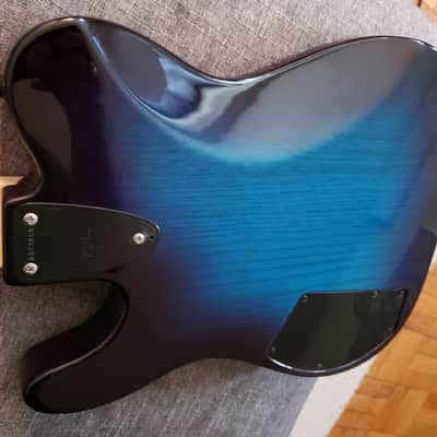 Extremely Rare G&L ASAT Bass Late 90's Blue Burst With Factory Microtonal / Quarter Tone Fretboard image 8