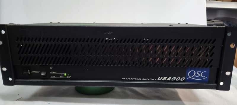 QSC Vintage Series USA Model 900, 2 x 270 watts 8 Ohms, made in USA image 1