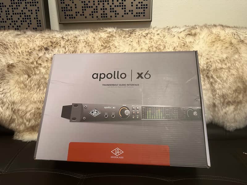 Universal Audio Apollo x6 Thunderbolt 3 Audio Interface 2018 - Present - Black image 1