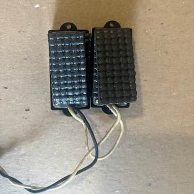 Fender MIM P-bass pickup - Black image 4
