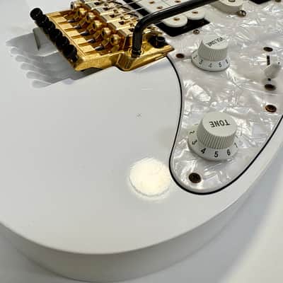 Ibanez JEM7V Prestige White Steve Vai Signature image 5