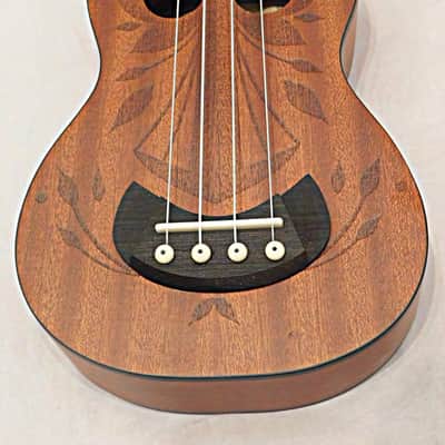 Stagg Tiki series soprano ukulele with sapele top and Gig Bag 2018 OH finish image 2