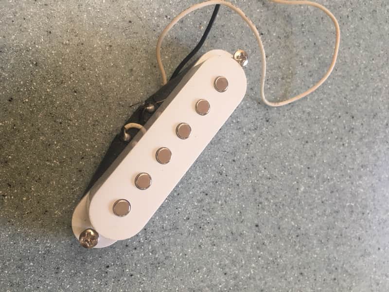 Korean Stratocaster Single Coil Pickup White Cover image 1