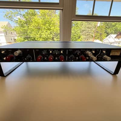 Rupert Neve Designs Shelford Channel 2017 - Present - Shelford Blue image 2