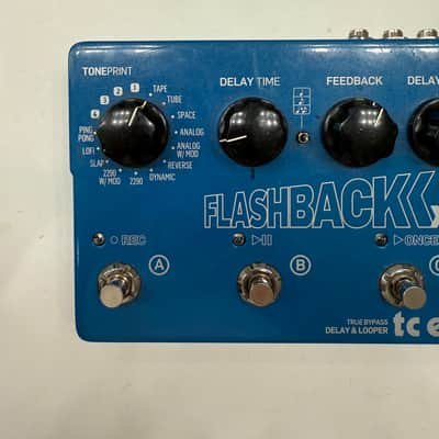 TC Electronic Flashback X4 Delay & Looper True Bypass Guitar Effect Pedal image 2