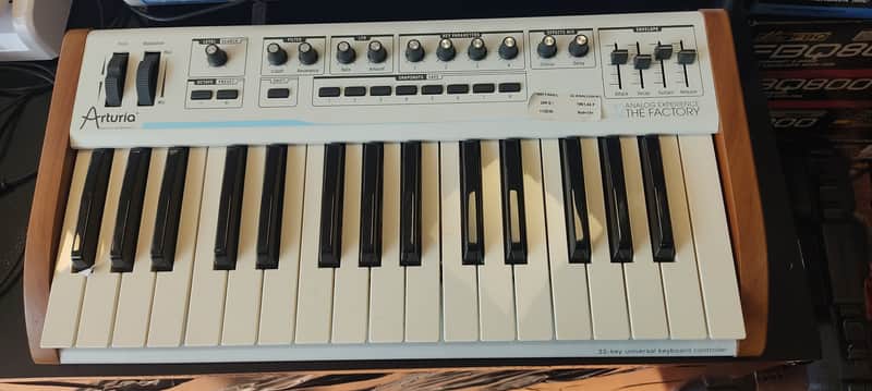 Arturia 32 Analog Factory image 1