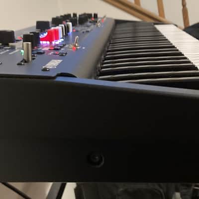 Yamaha YC61 61-Key Stage Keyboard image 6