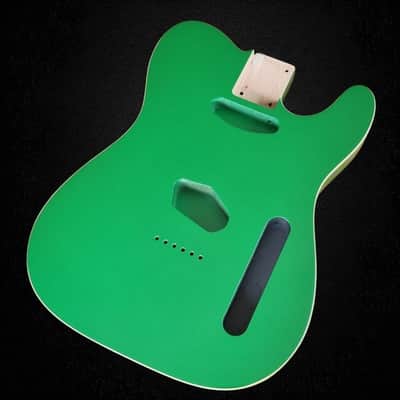 Telecaster body Metallic Green, double binding in Alder image 2