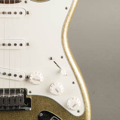 Fender Greg Fessler Masterbuilt Deluxe Stratocaster 2012, Gold Sparkle image 3