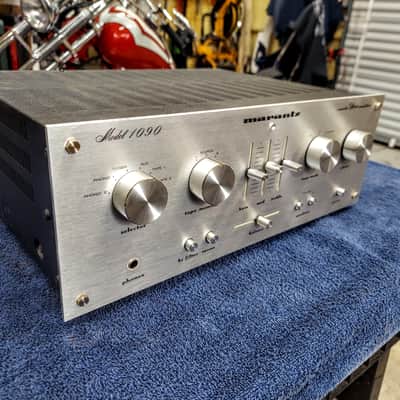 Marantz 1090 Amplifier image 3