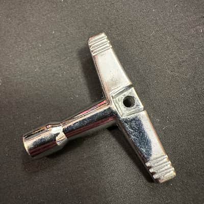 VINTAGE Pearl Drum Key w/Keyring Hole, 1980s - EXCELLENT image 1