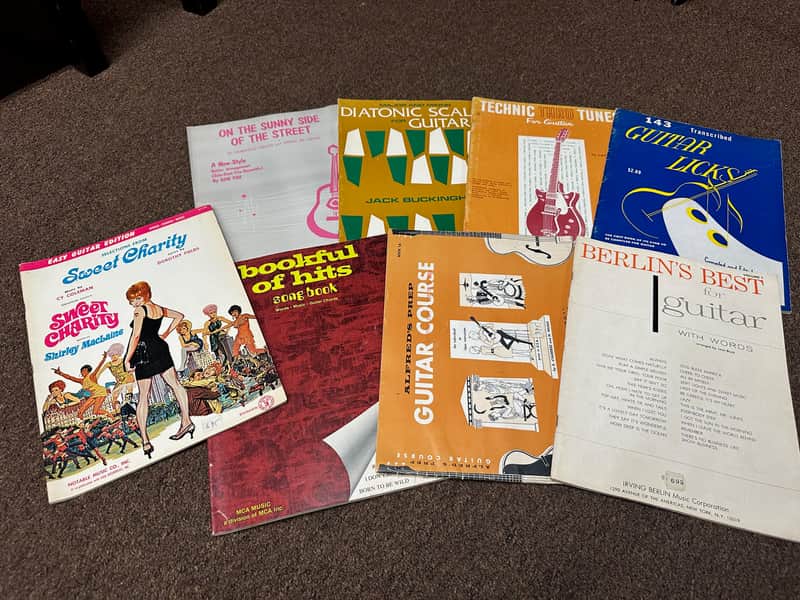 Used Vintage Retro Old Set of 8 different music books Guitar image 1