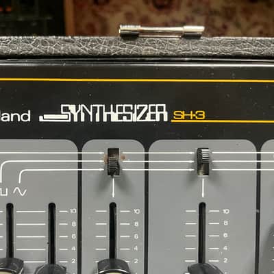 Roland Sh3 image 2