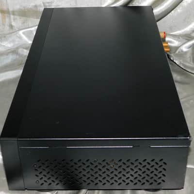 APC H10 BLK Power Conditioner 12 Outlet Surge Protector Home Theater AV image 4