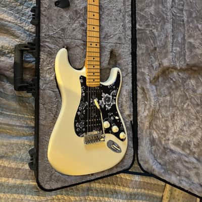 Fender American Professional II 2024 - Olympic white image 5